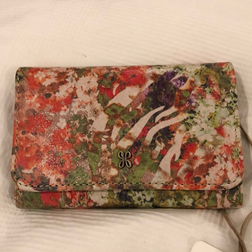 HOBO Jill Leather Trifold Wallet in Tropic Print NWT